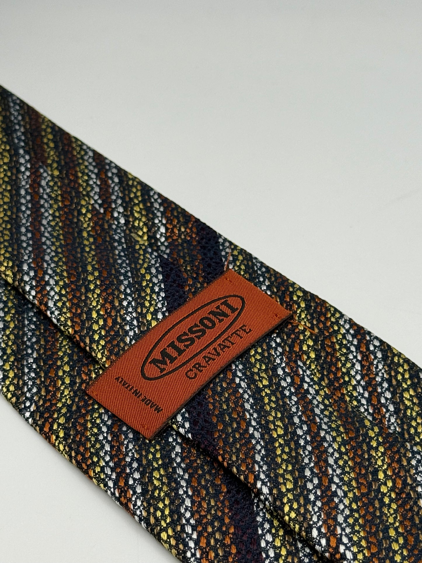 Multicolor stripes jacquard silk tie