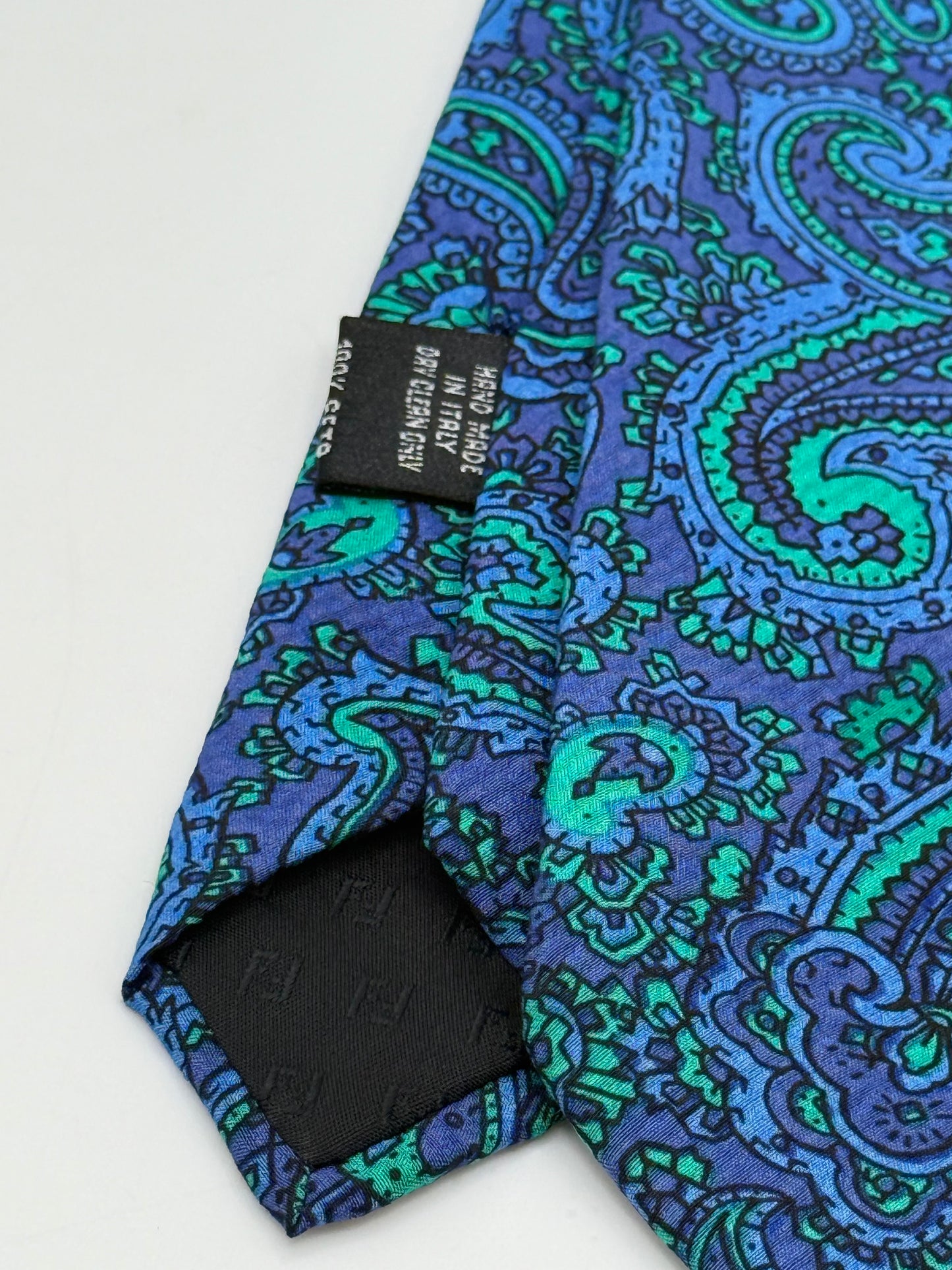 Blue silk tie whit cashmere pattern
