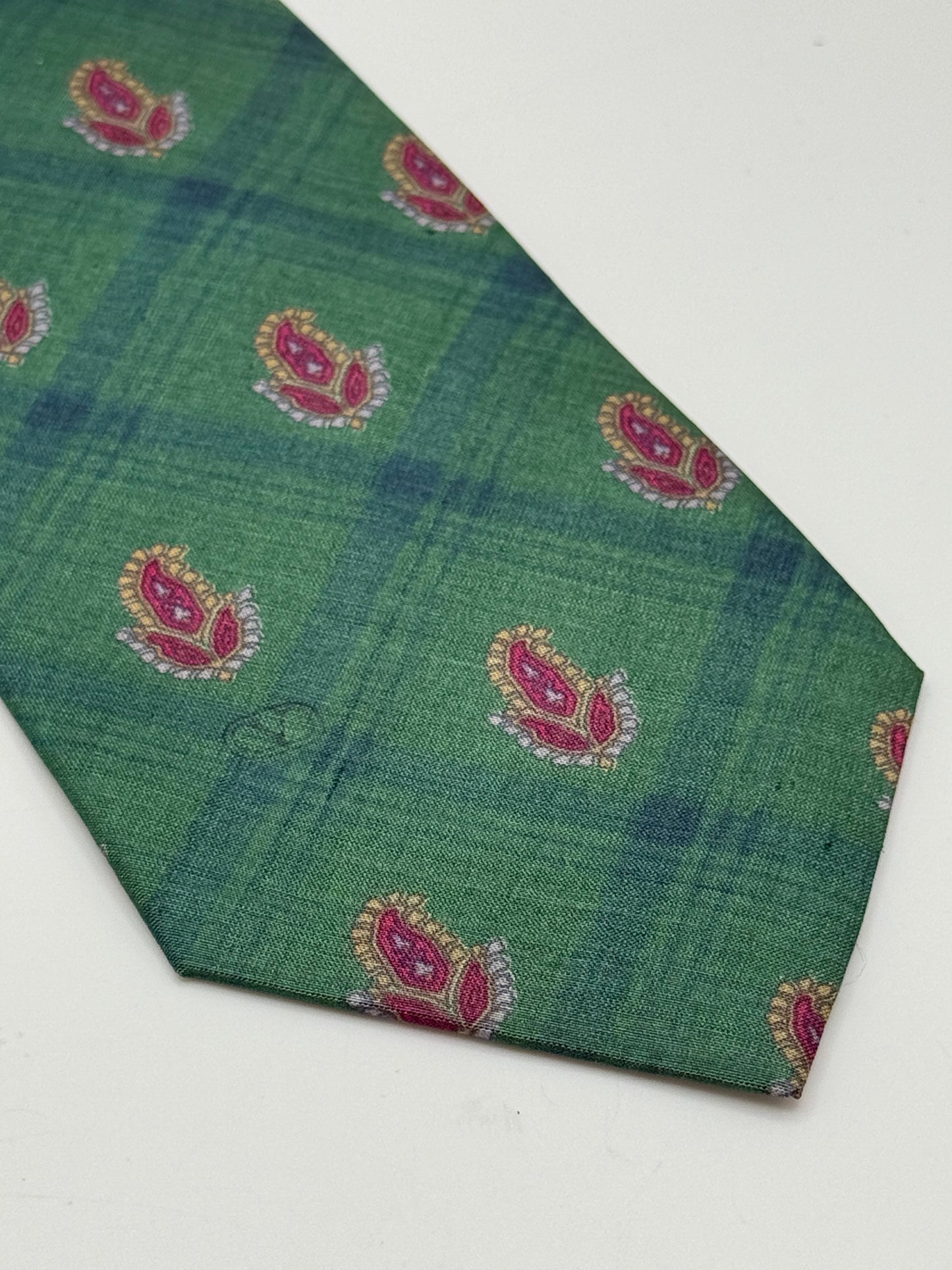 Green Sarin silk tie