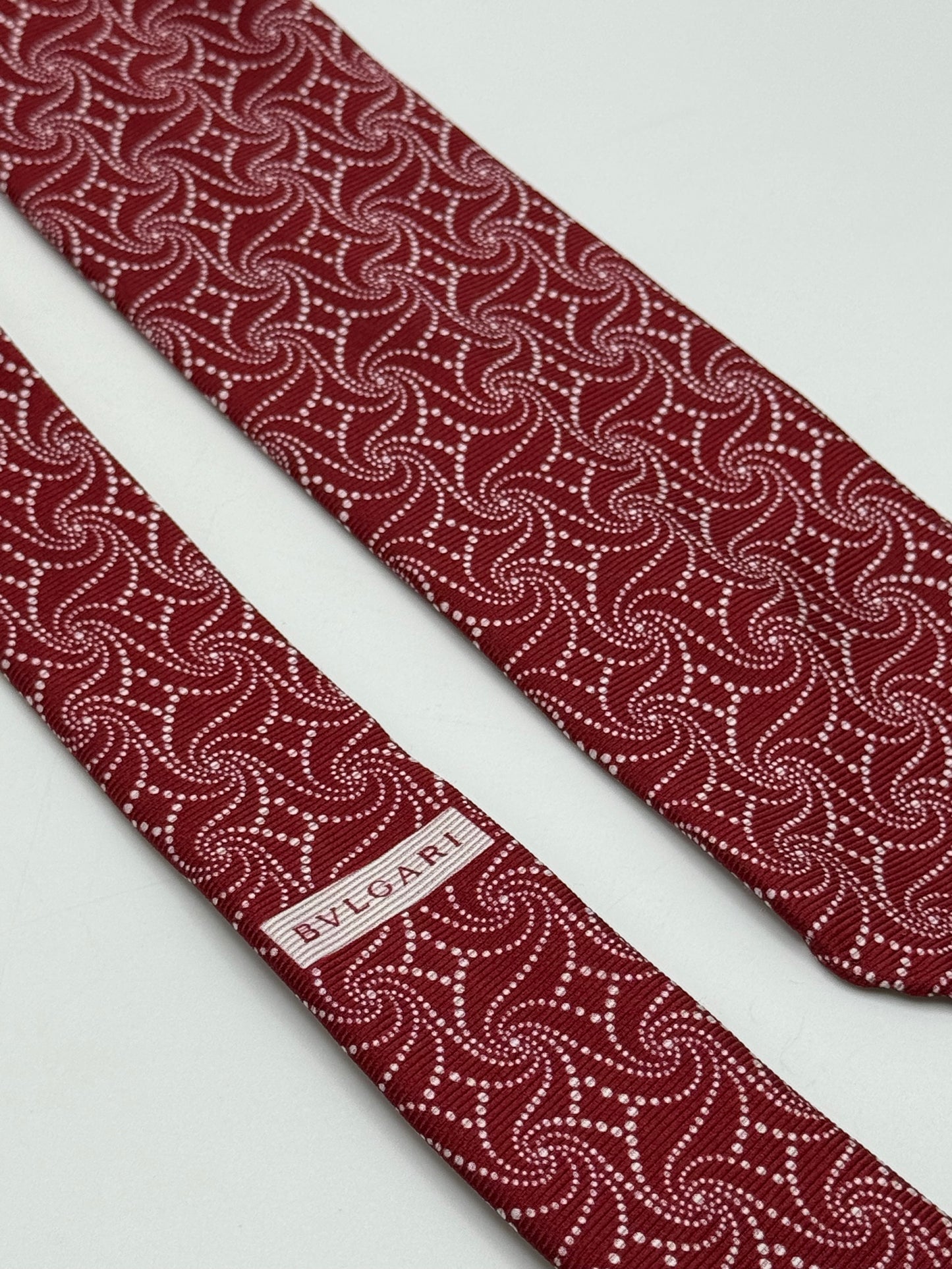 Red 7-Fold silk tie