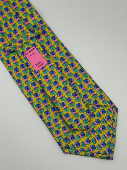 Yellow flower pattern silk tie