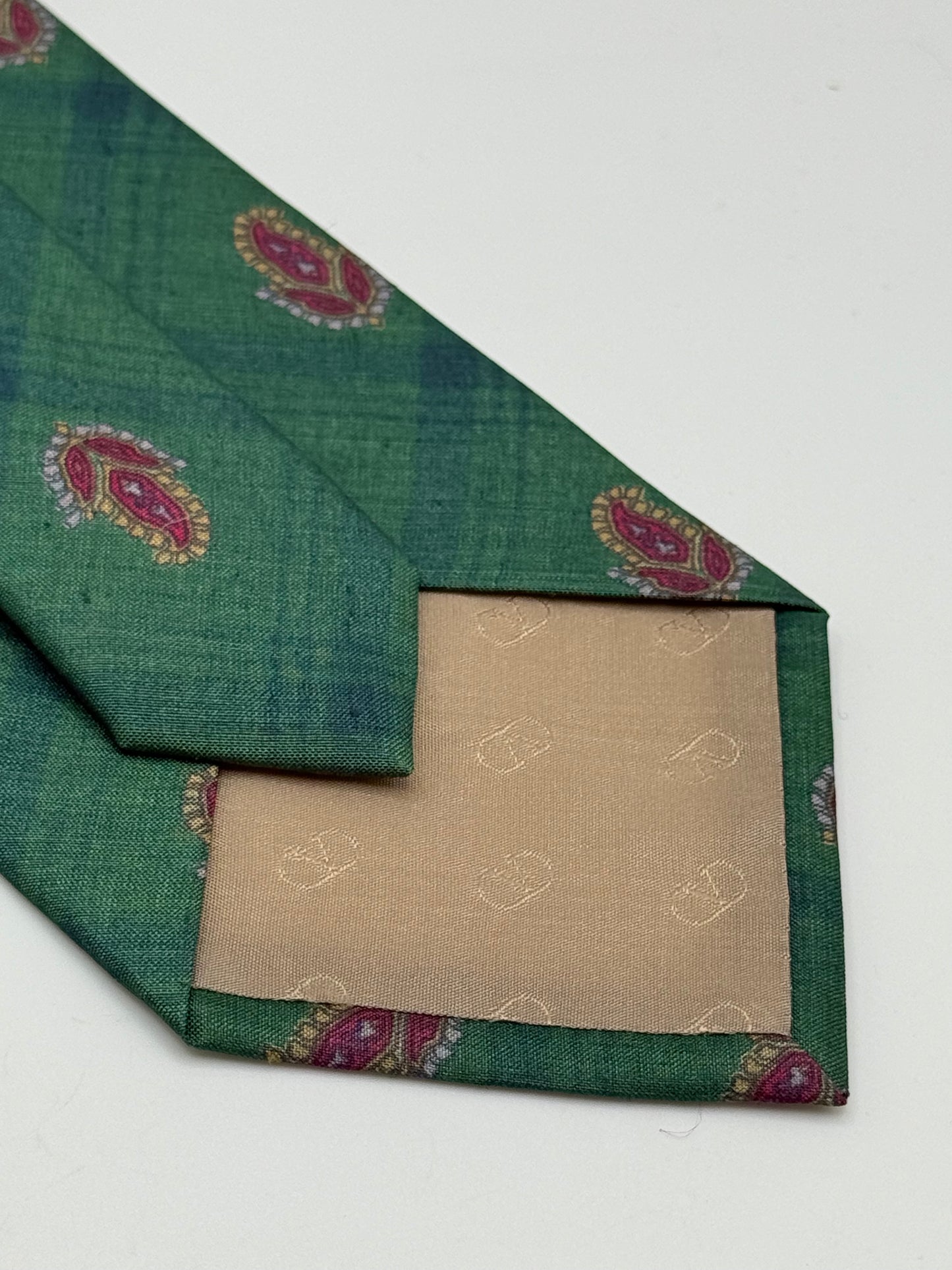 Green Sarin silk tie