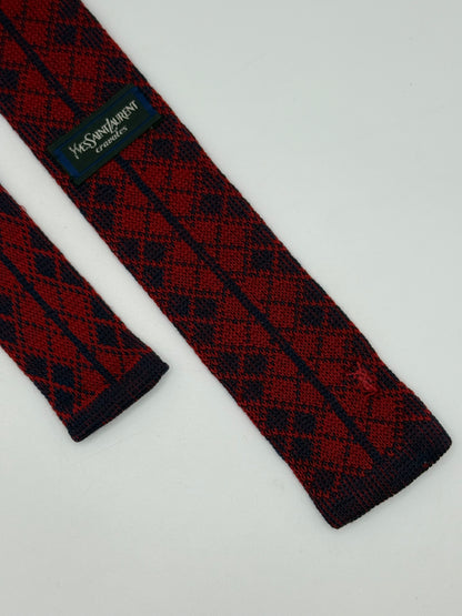 Tricot wool tie