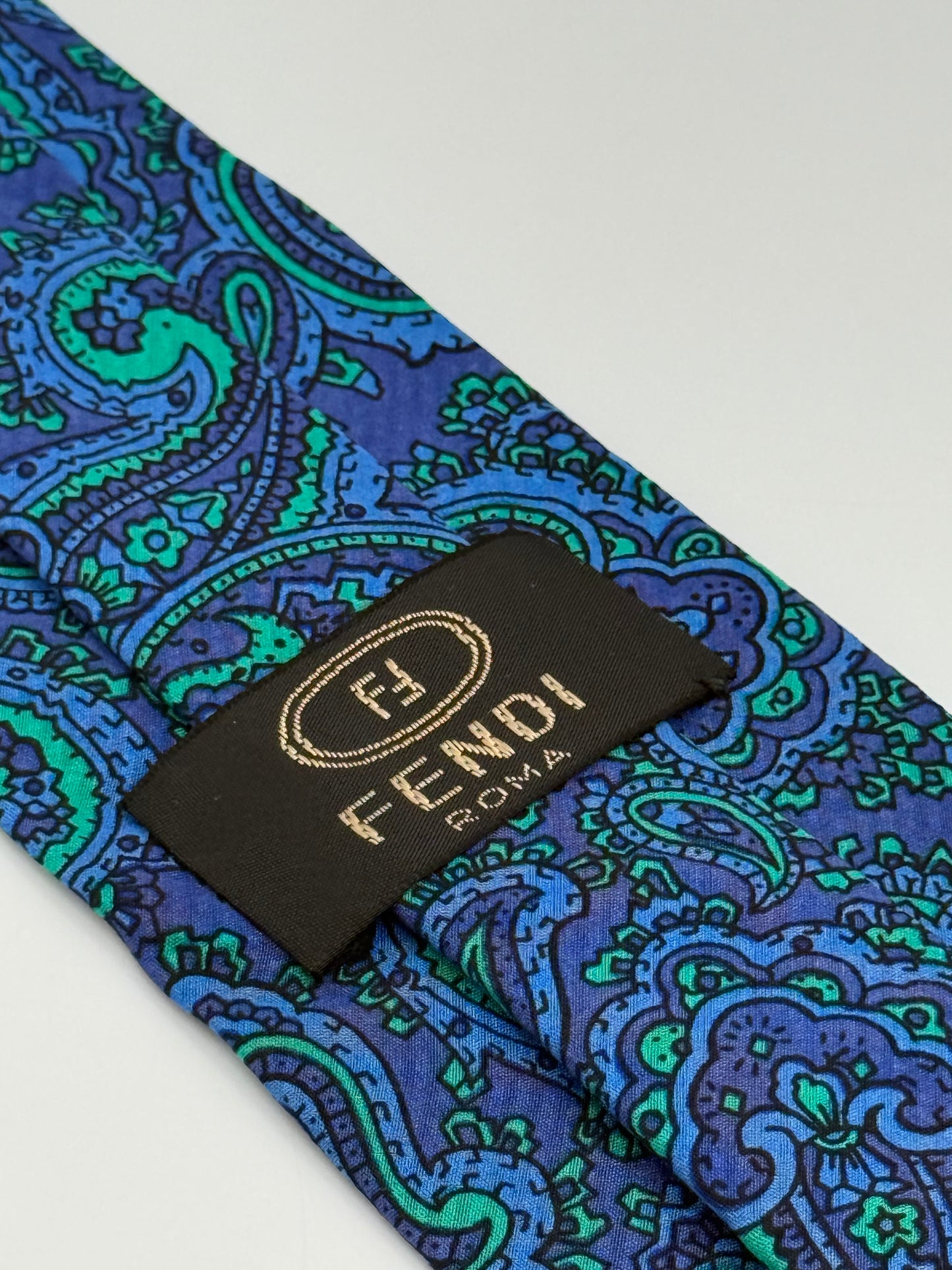Blue silk tie whit cashmere pattern