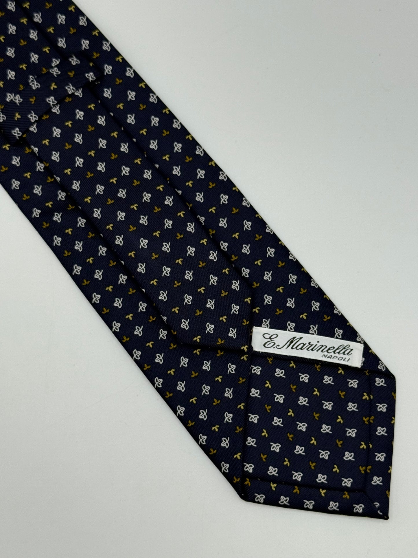 Dark blue silk tie whit small leaf