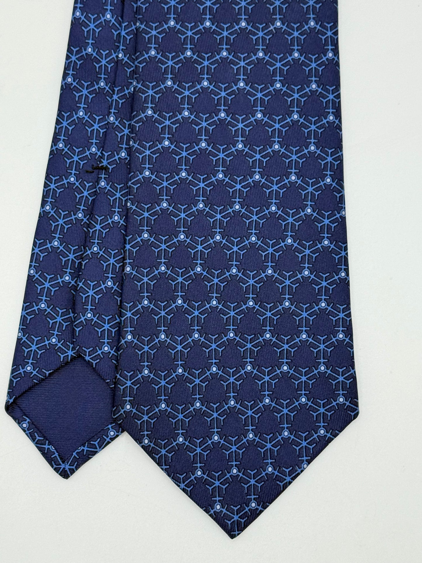 Dark blue silk twill tie