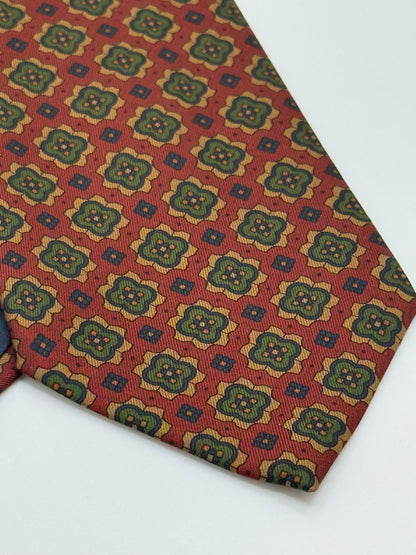 Burgundy silk tie whit geometric pattern