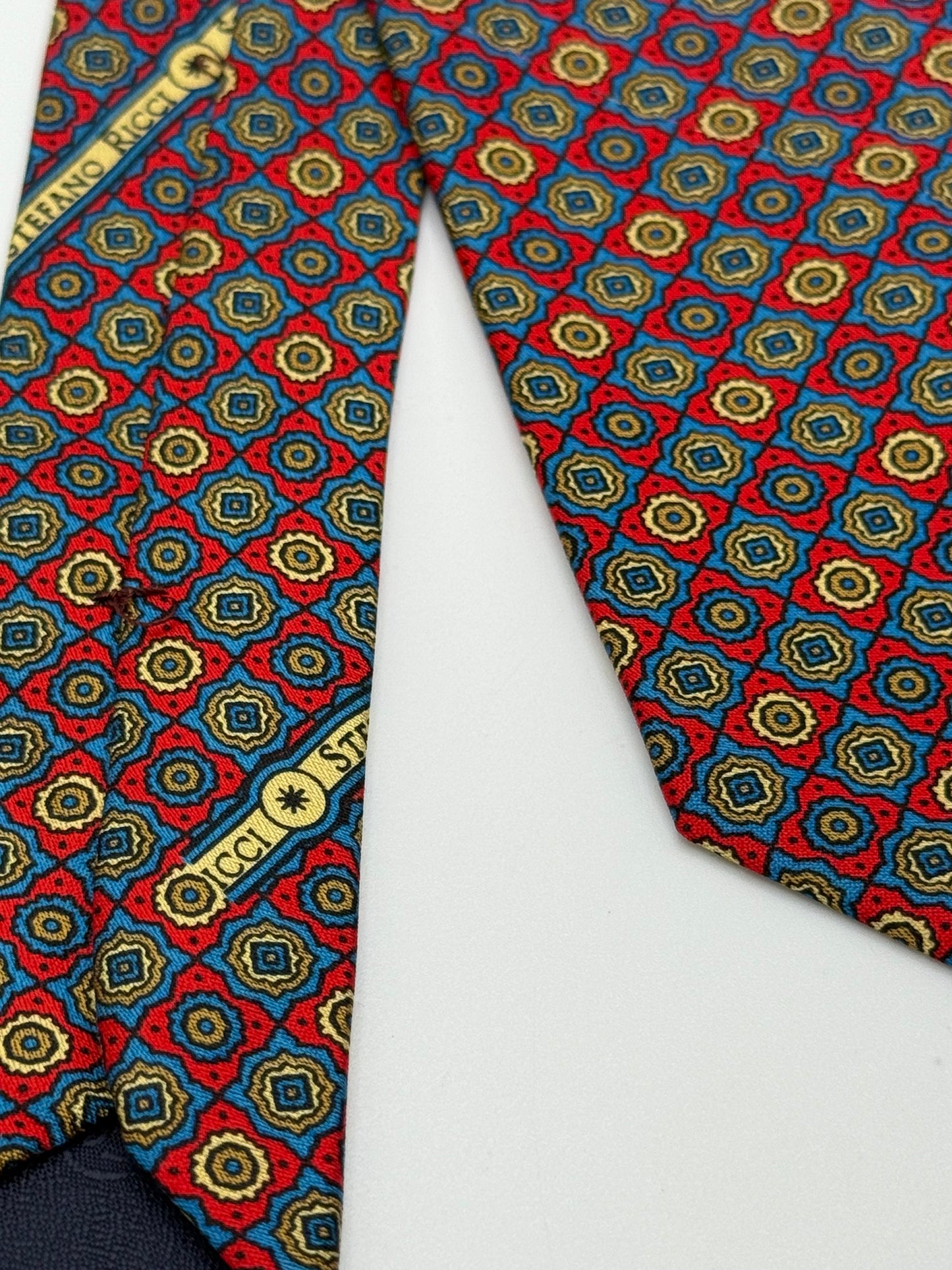 Burgundy geometric pattern silk tie