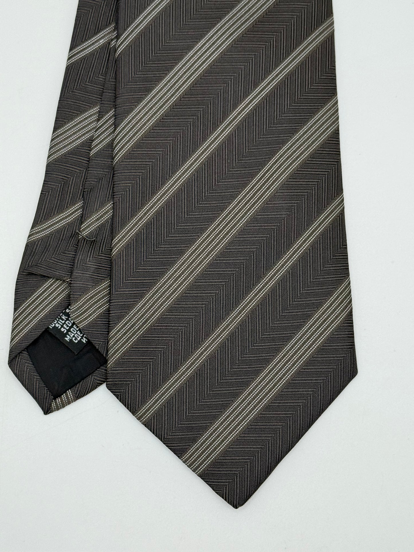 Brown jacquard silk tie