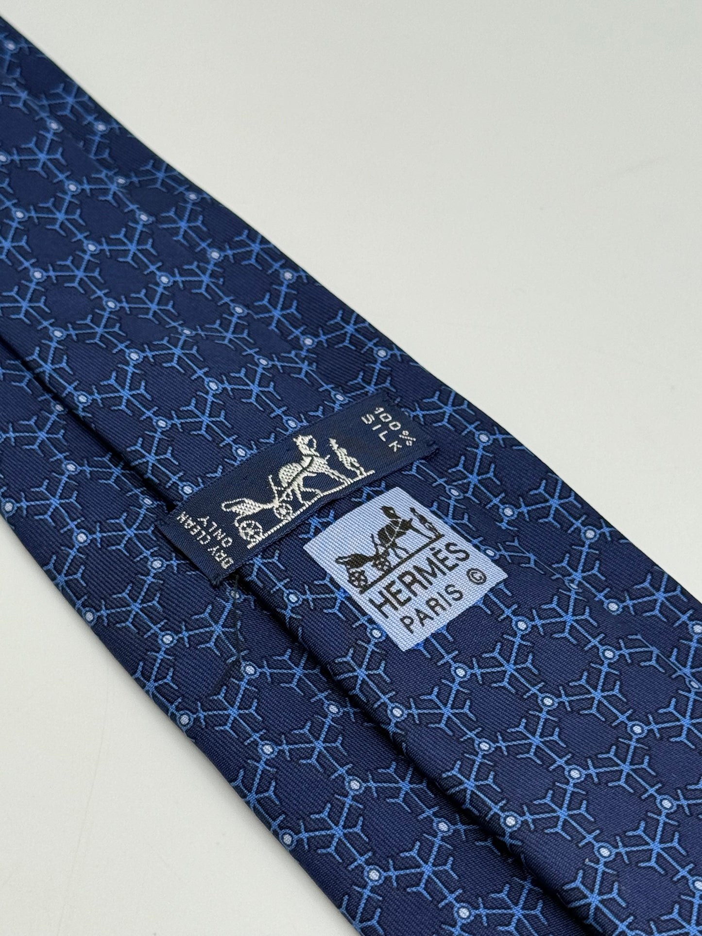 Dark blue silk twill tie