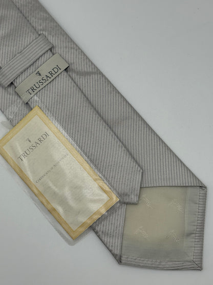 Grey jacquard silk tie