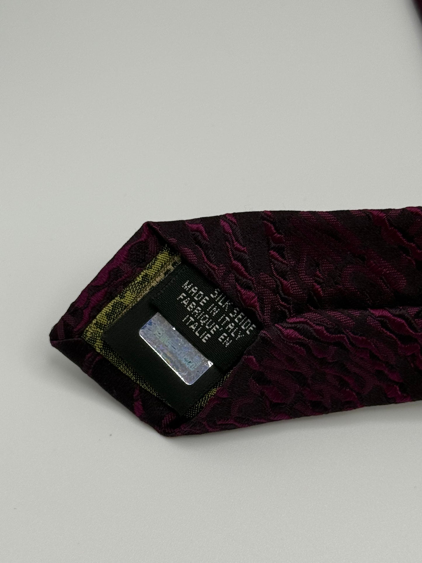 Black jacquard silk tie