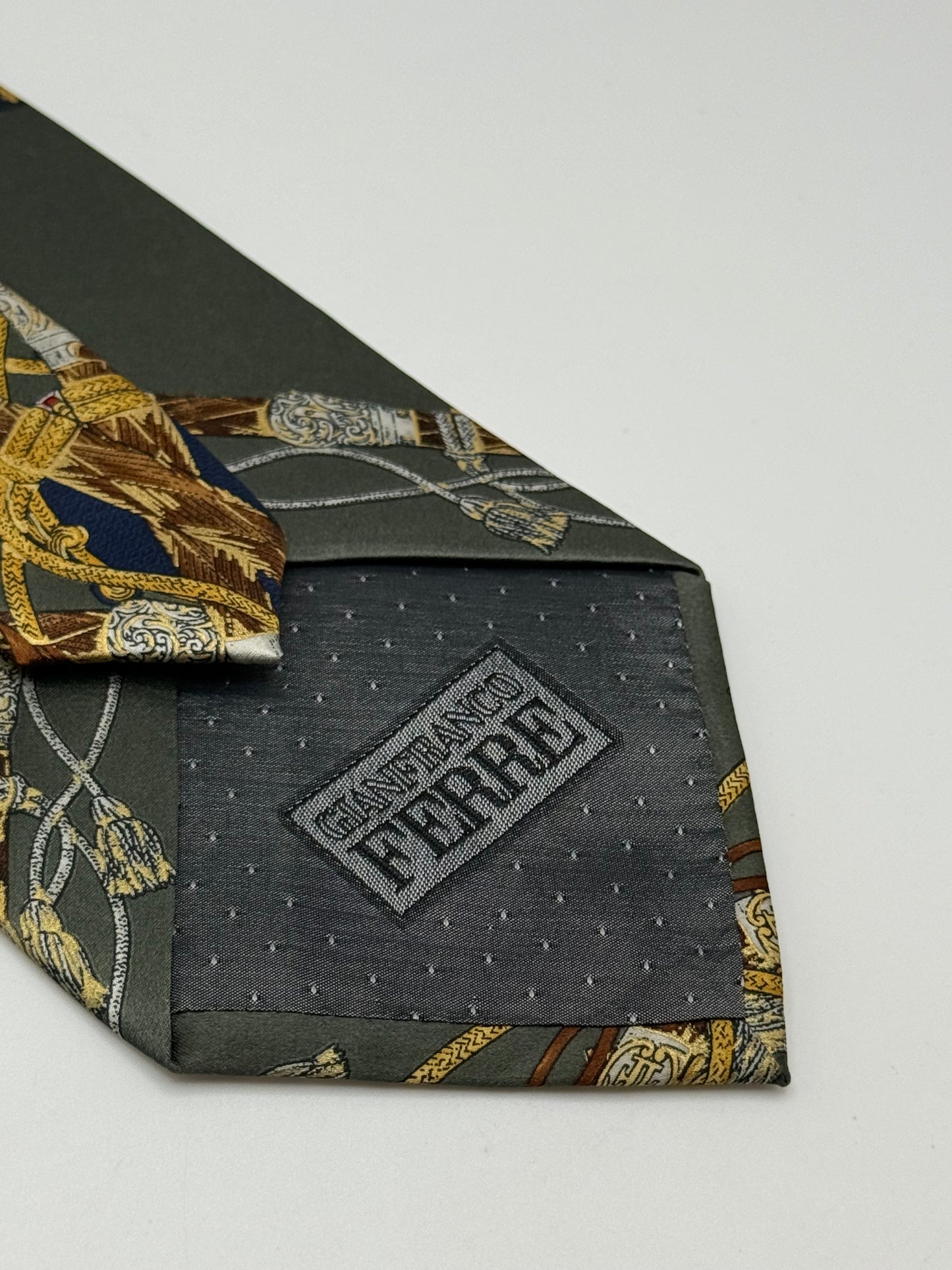 Cachi satin silk tie