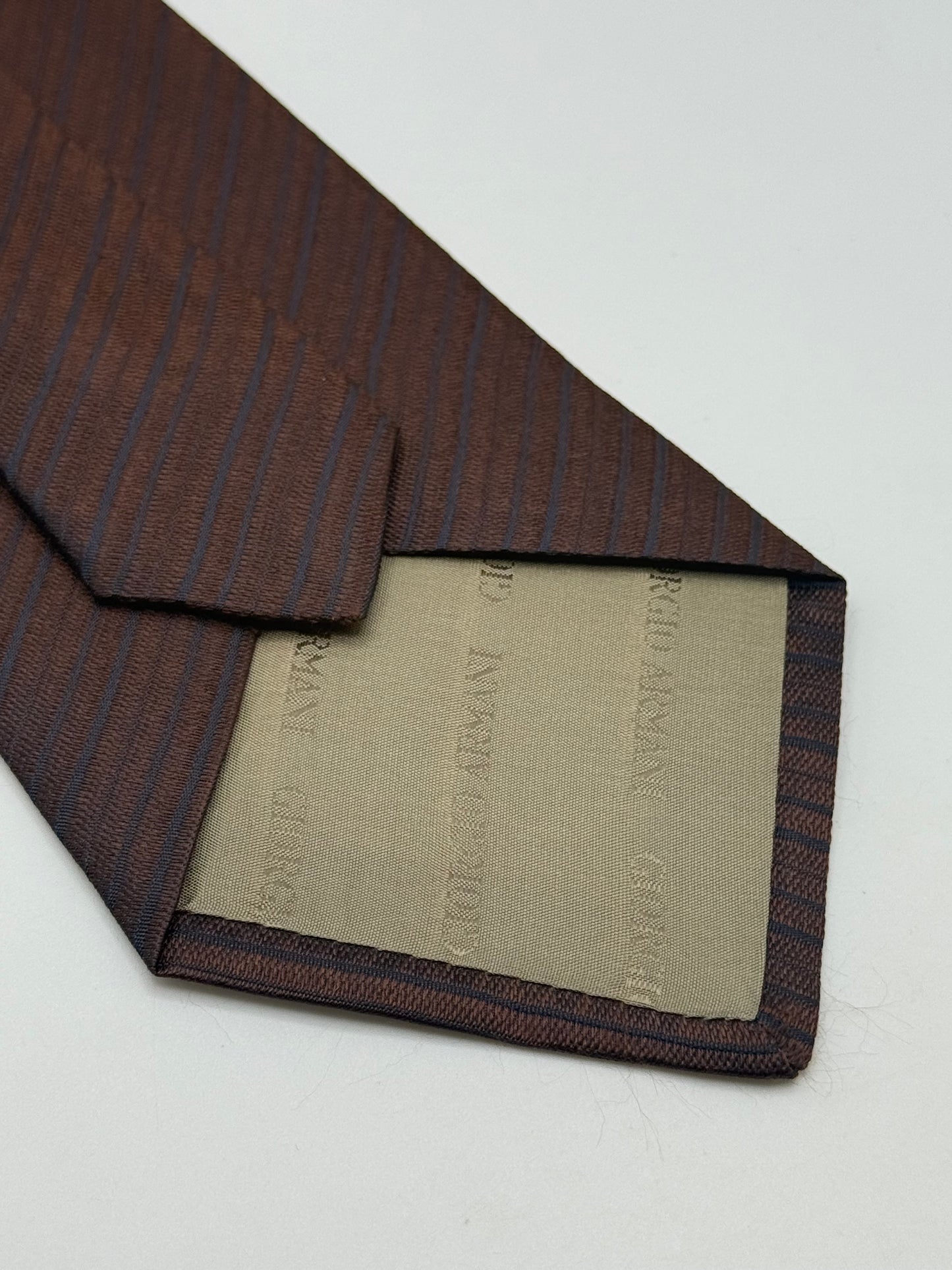 Brown jacquard silk tie