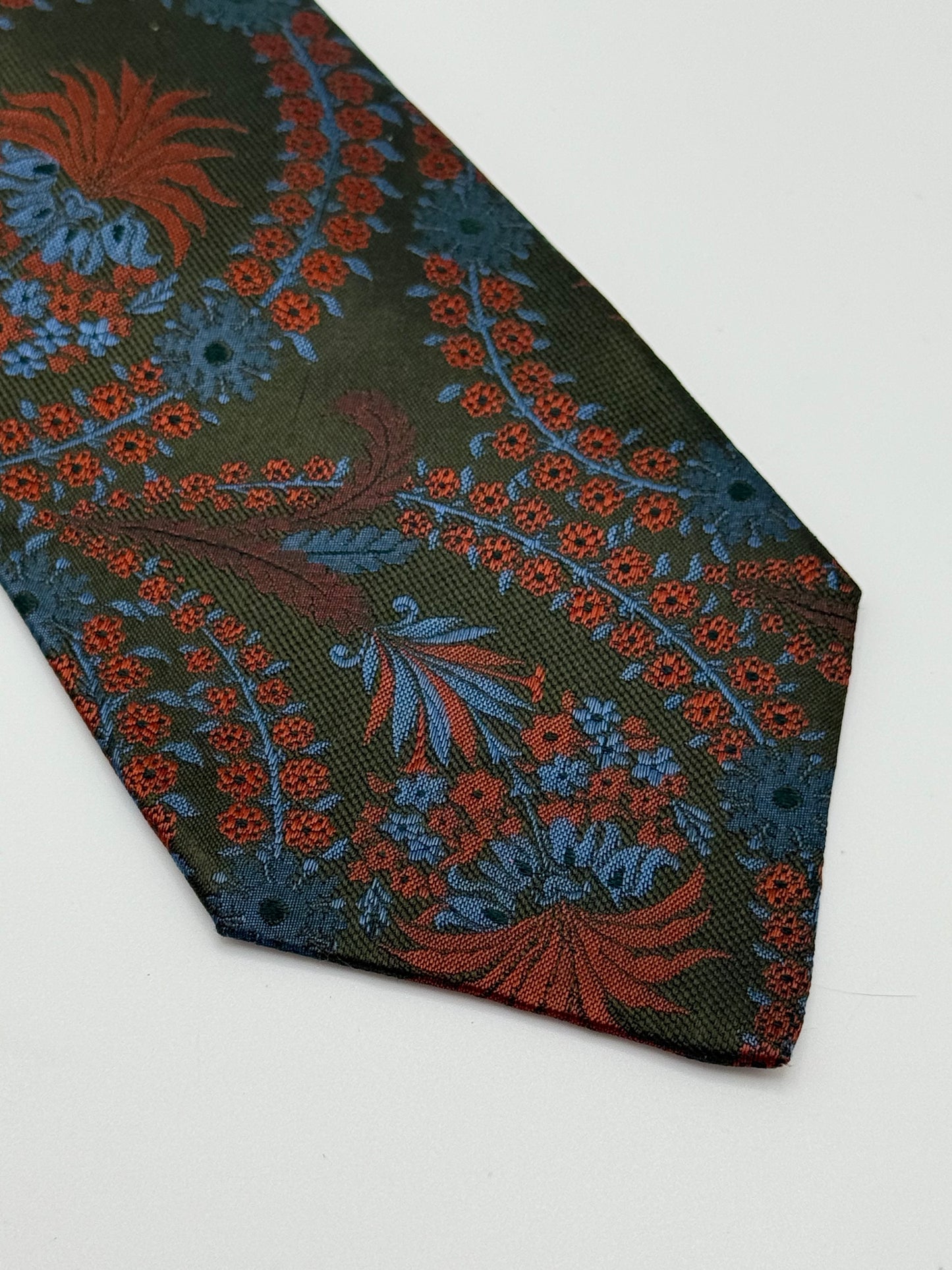 Dark green jacquard silk tie