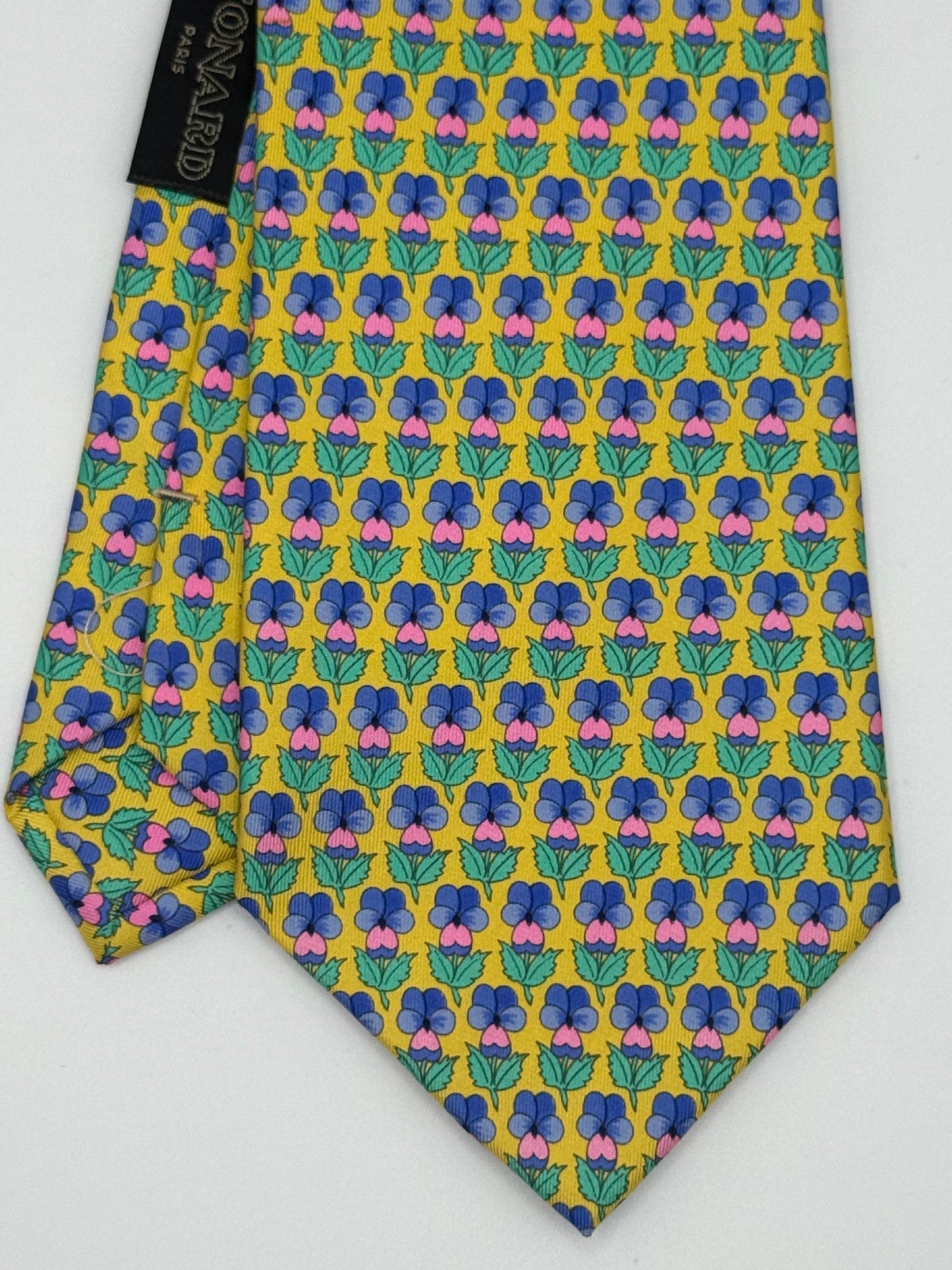 Yellow flower pattern silk tie