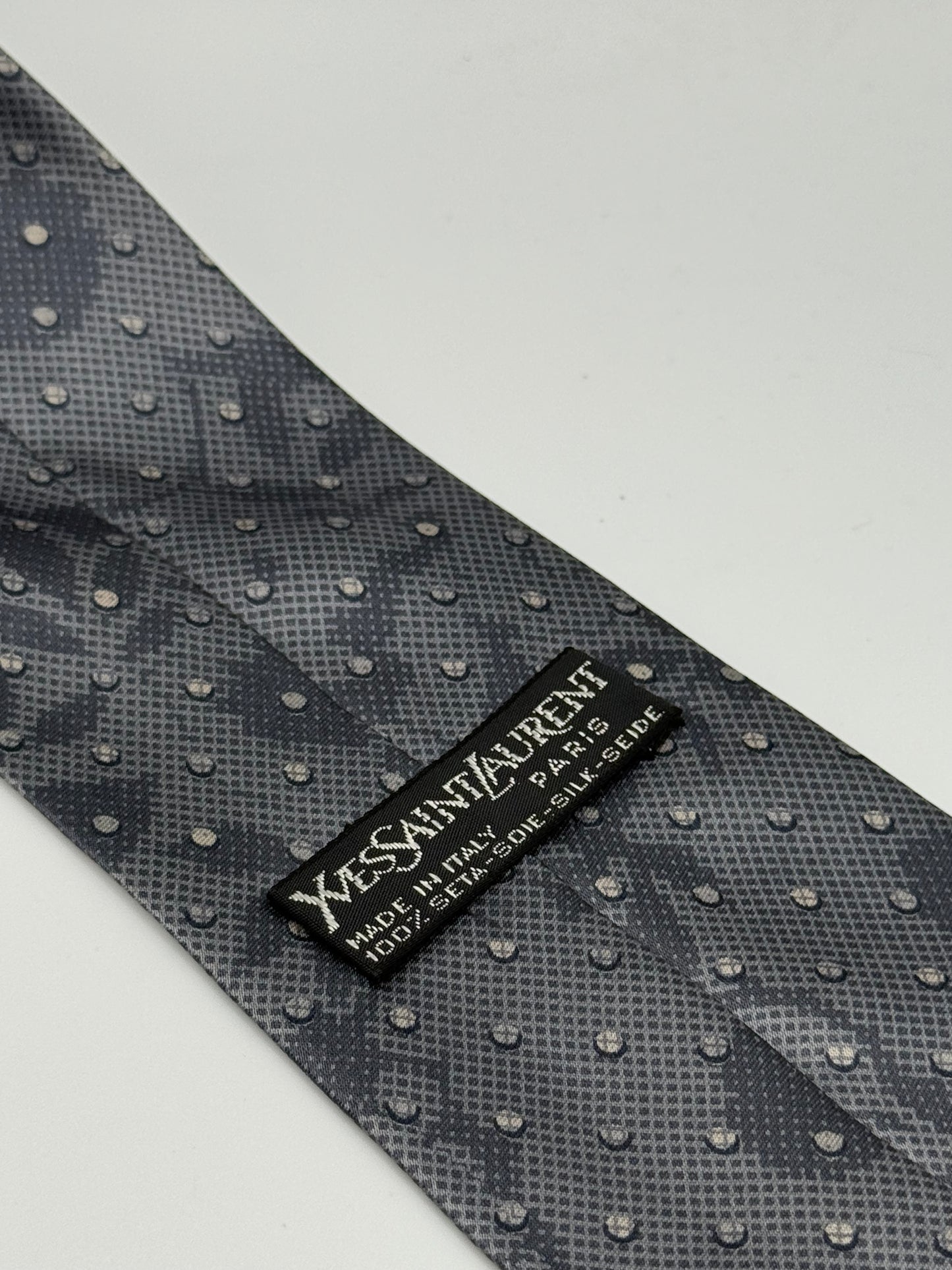 Grey polka-dot satin silk tie