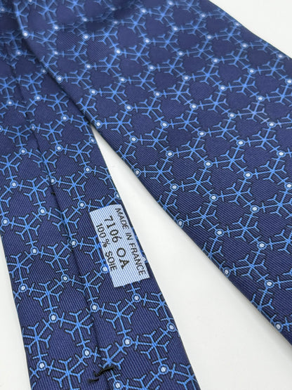 Dark blue silk twill tie