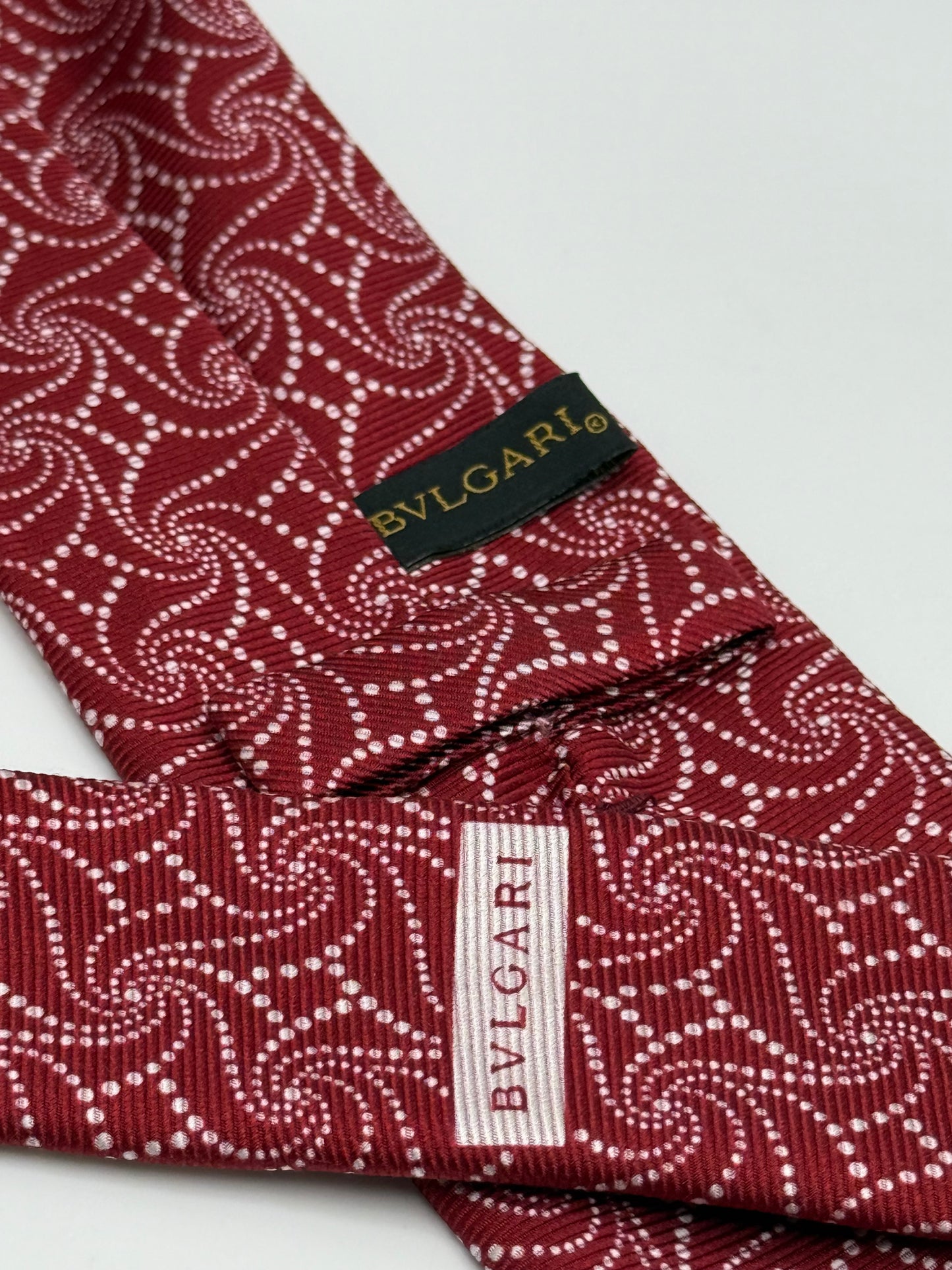 Red 7-Fold silk tie