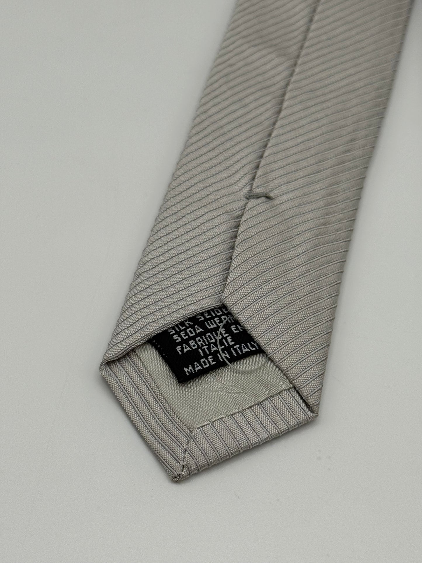 Grey jacquard silk tie