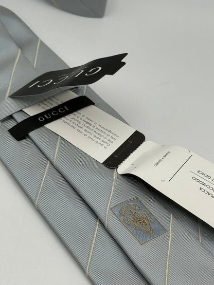 Light blue twill silk tie