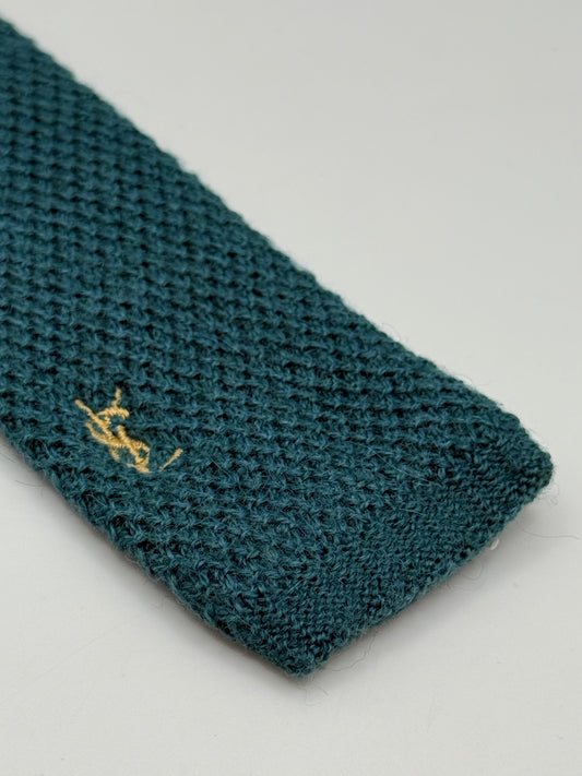 Tricot wool tie