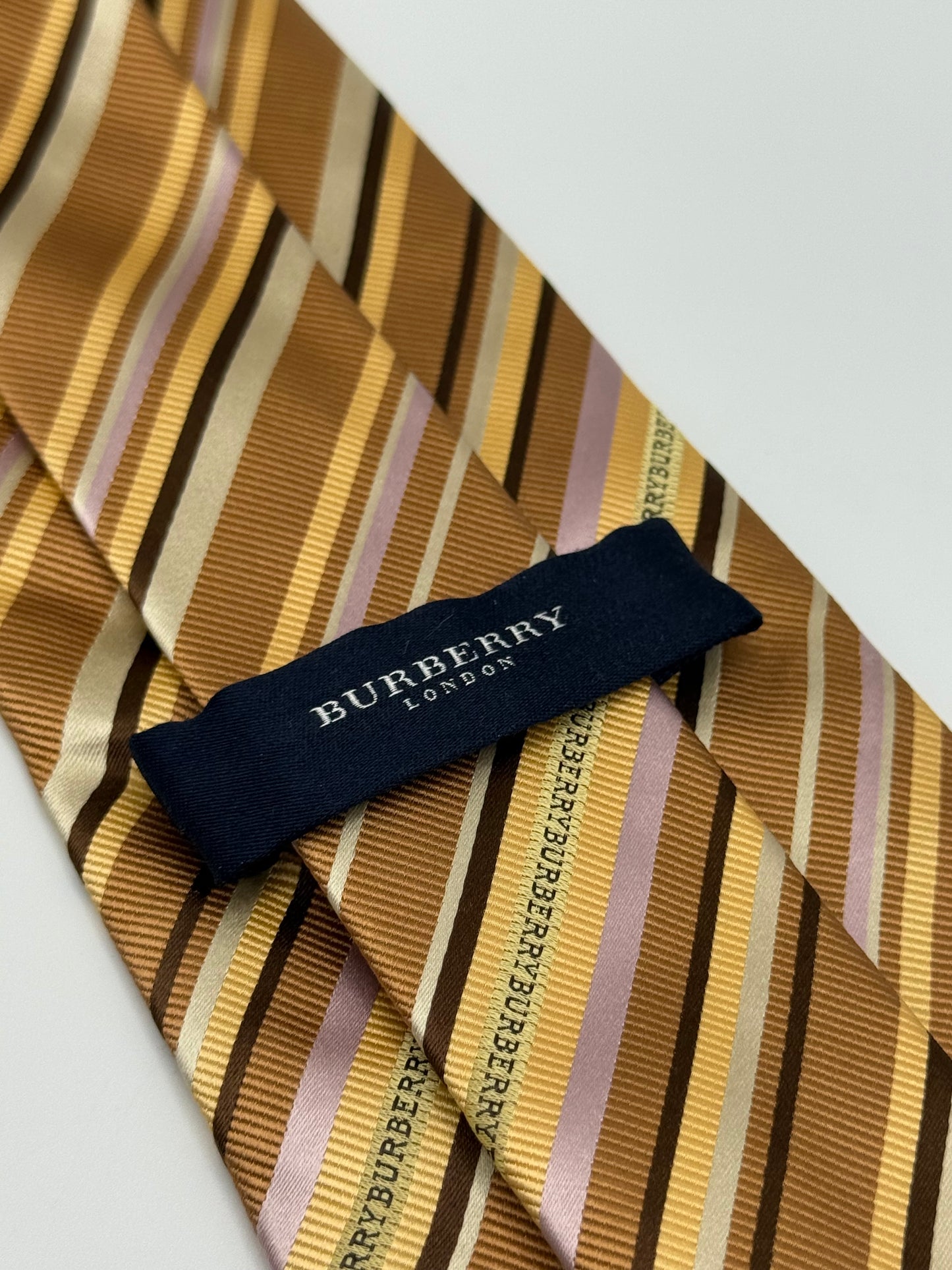 Multicolor stripes twill silk tie