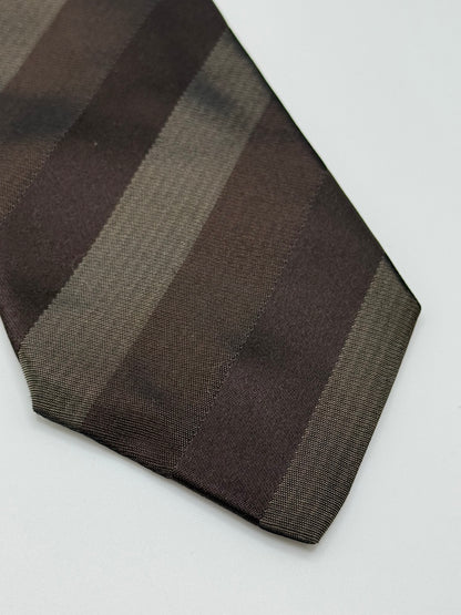 Brown slik tie