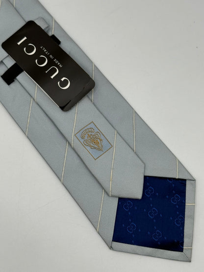 Light blue twill silk tie