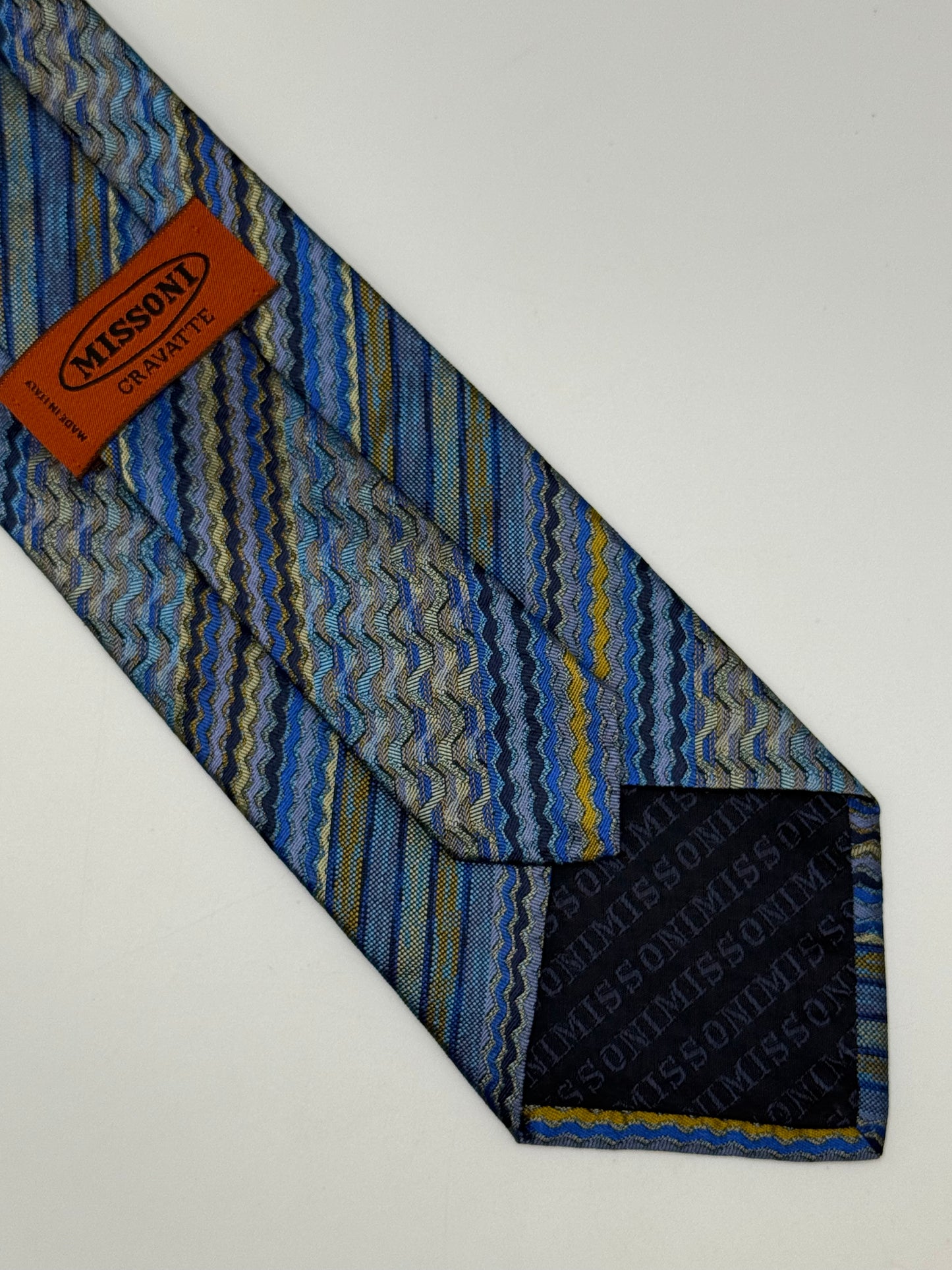 Blue jacquard silk tie whit stripes