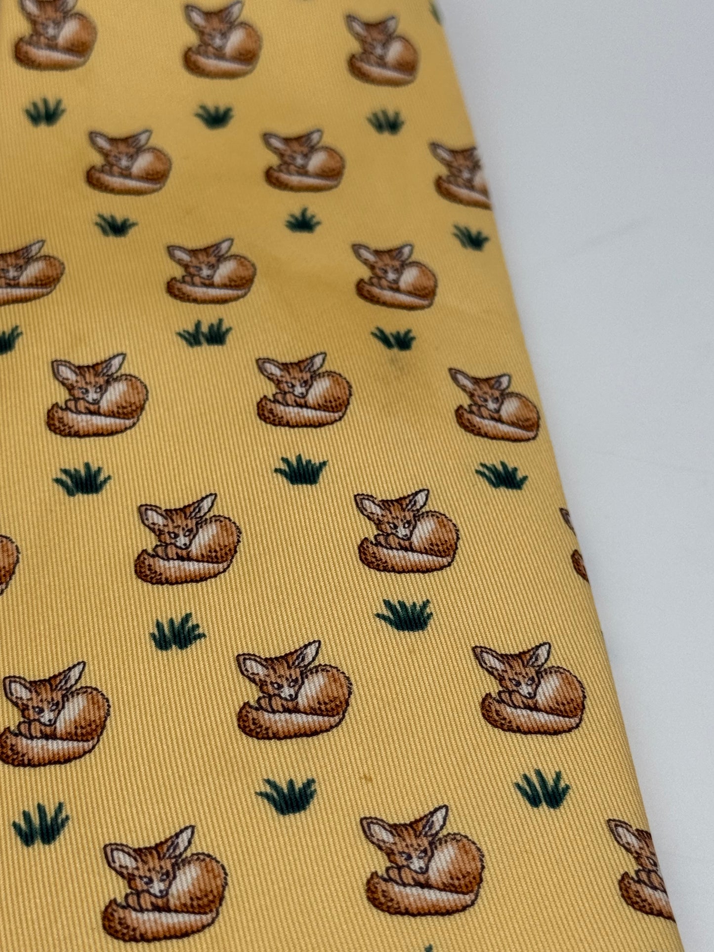 Yellow twill silk tie