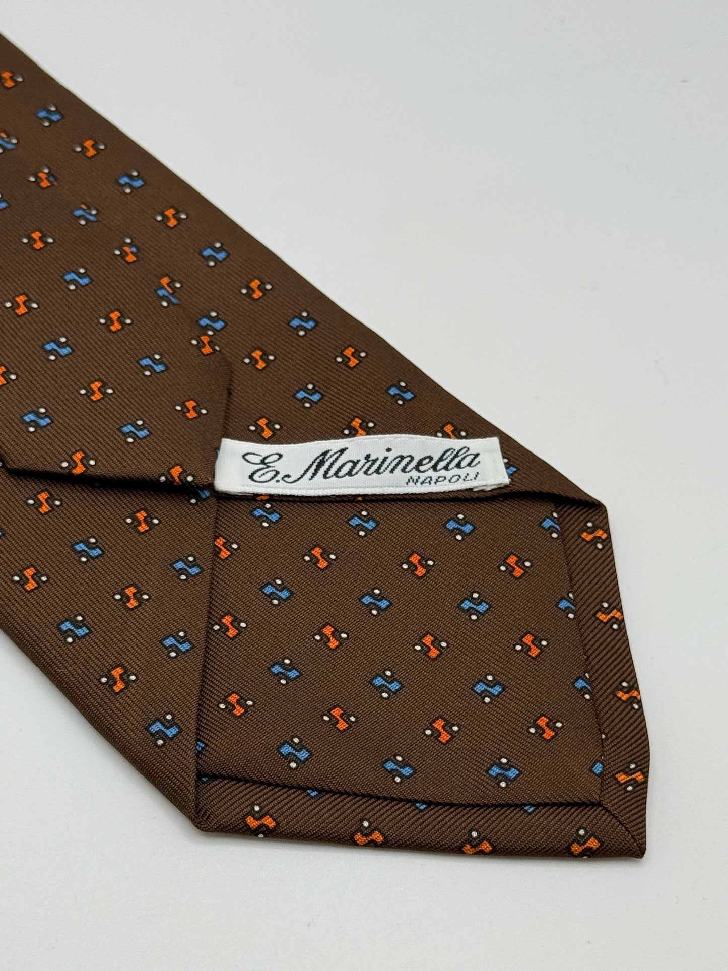 Brown twill silk tie