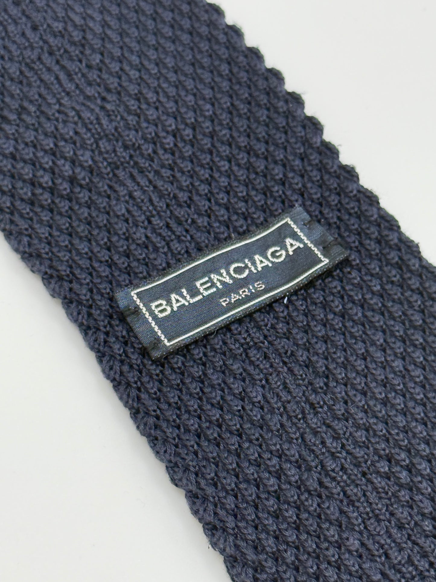 Dark blue tricot tie