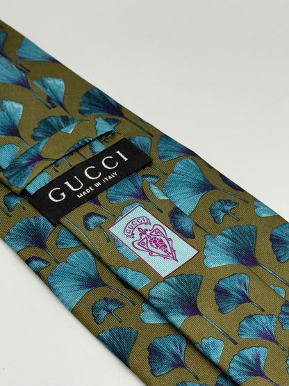 Cachi twill silk tie whit flowers pattern