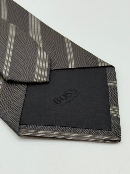 Brown jacquard silk tie