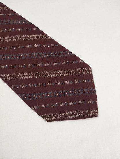 Tie Yves Saint Laurent Paris..